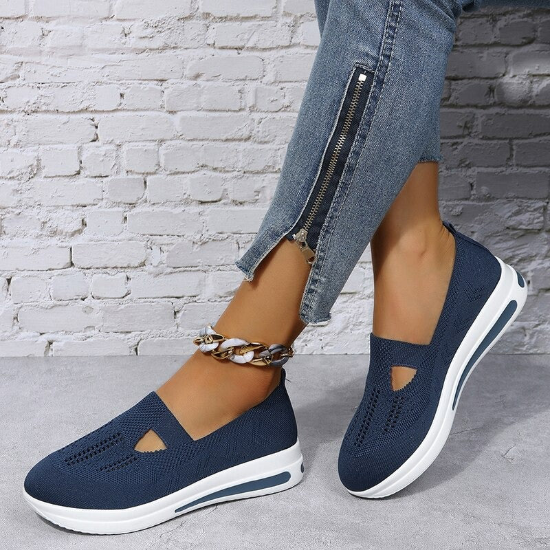 Women's Sports Style Thick Bottom Shoes