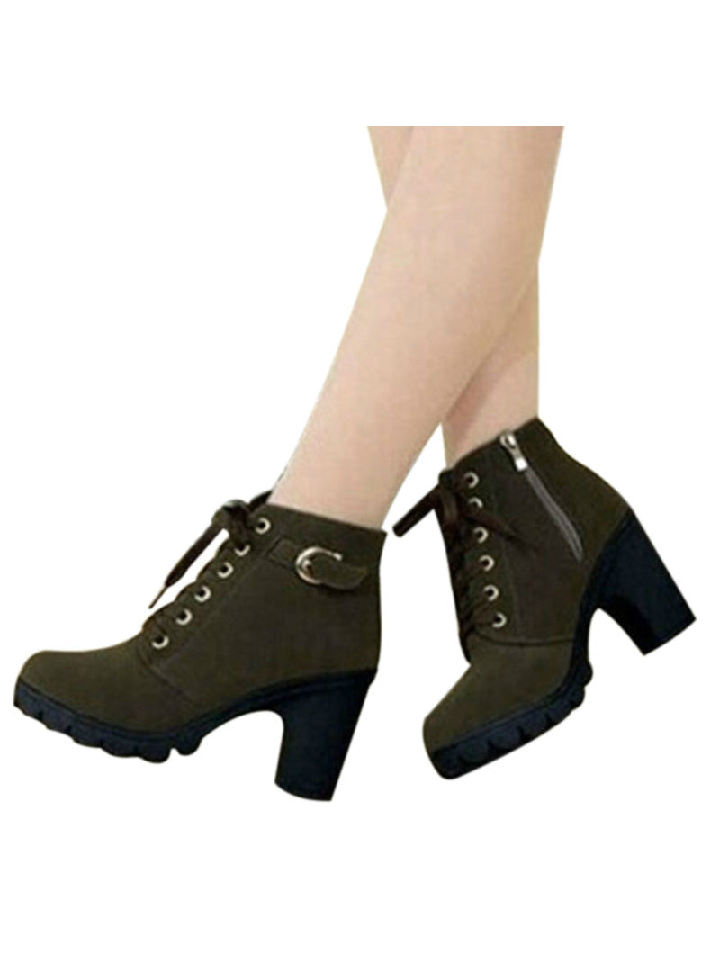 Comfortable and versatile orthopedic Boots