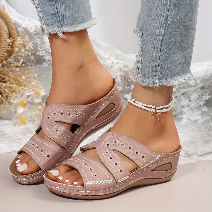 Women's Solid Color Leather Sandals