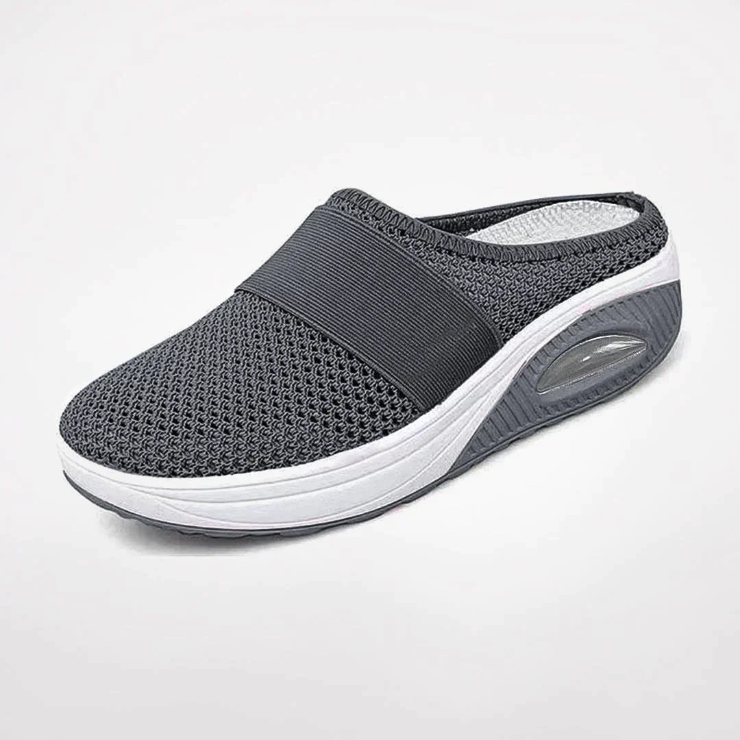 Anti-Slippery Round Closed Toe Slip-on Sneakers