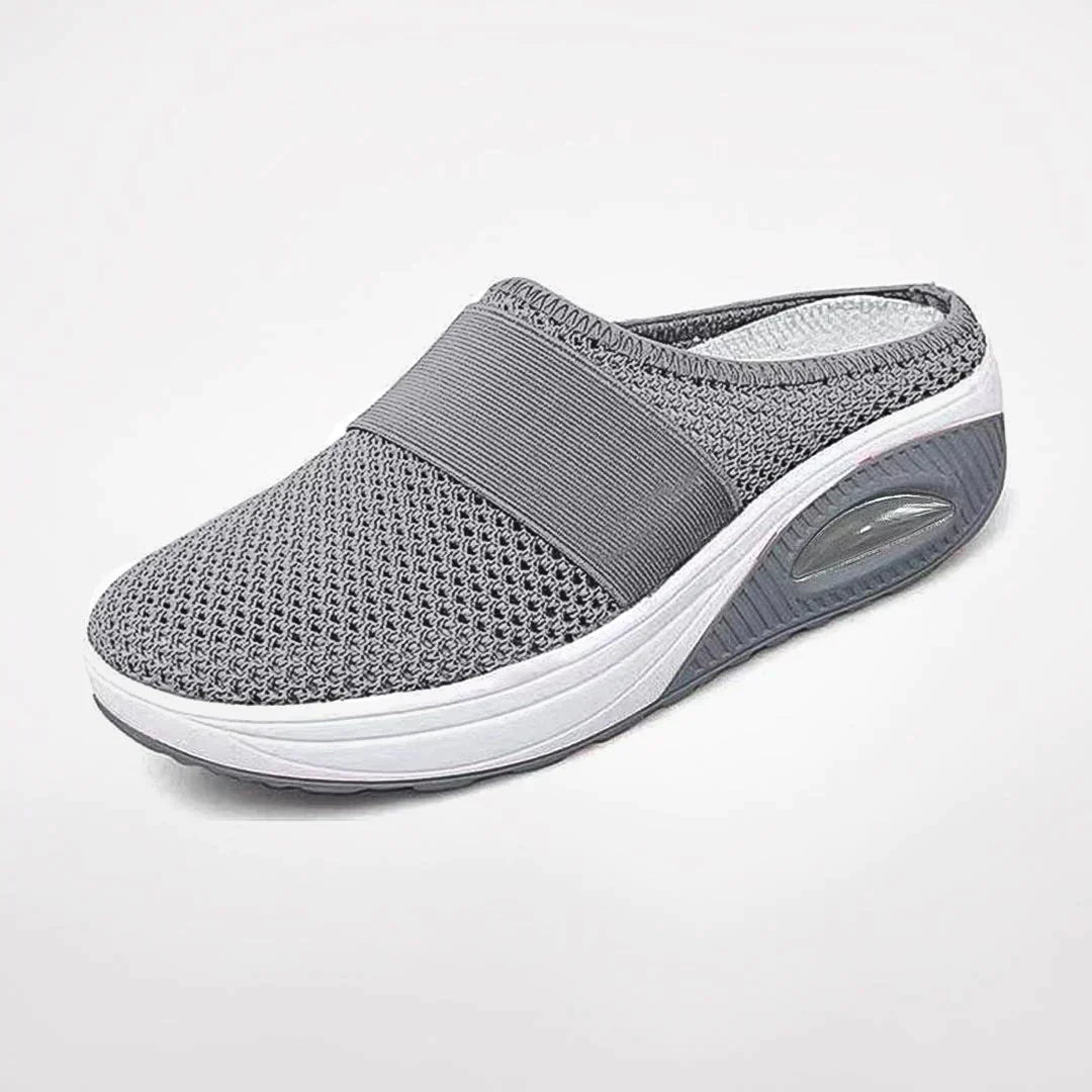 Anti-Slippery Round Closed Toe Slip-on Sneakers