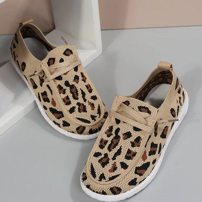 Fashionable and supportive orthopedic Sneakers