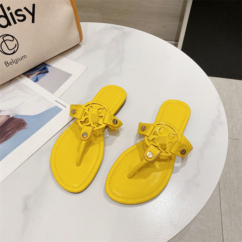 Comfortable and airy sandals