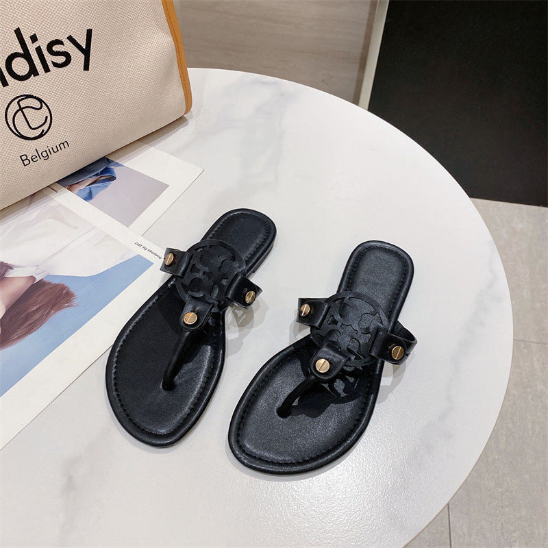 Comfortable and airy sandals