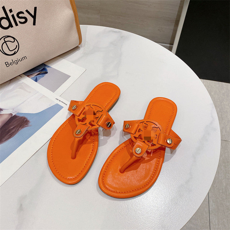 Comfortable and airy sandals