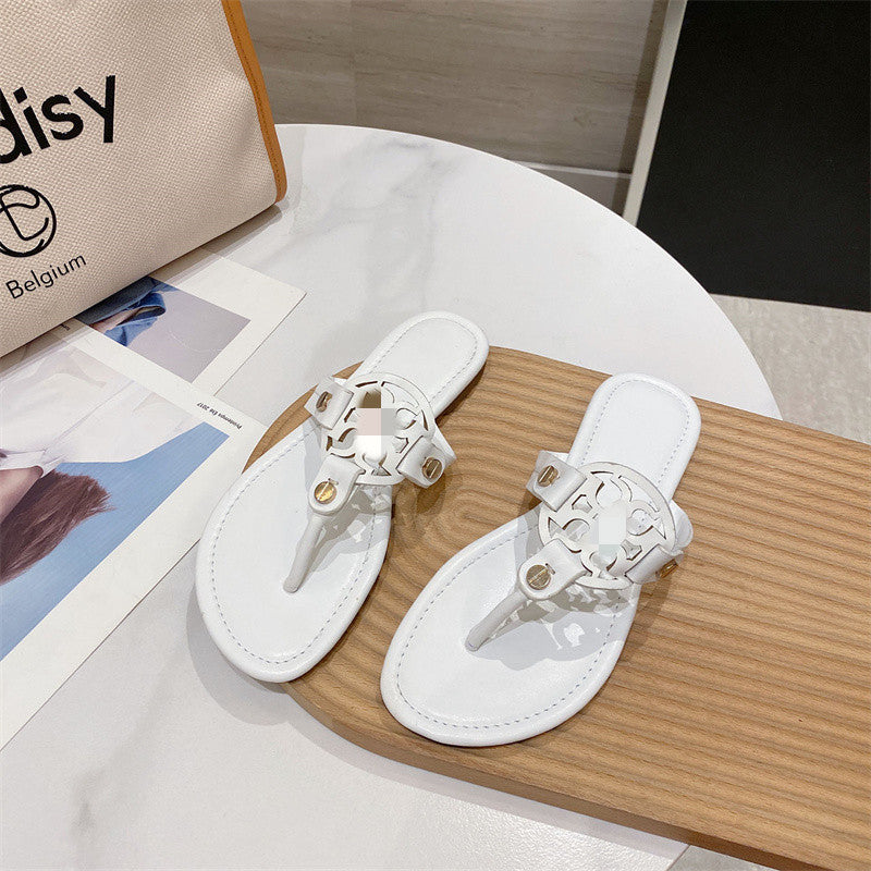 Comfortable and airy sandals