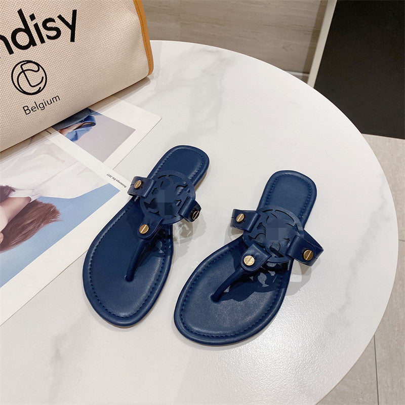 Comfortable and airy sandals