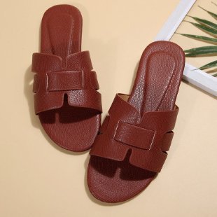 Comfortable summer sandals for women