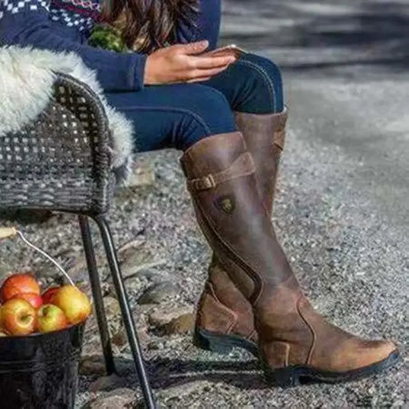 Comfortable and versatile orthopedic Boots