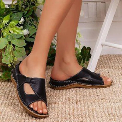 Effortless and lightweight orthopedic Sandals