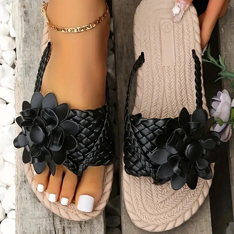 Boho style slippers with flowers