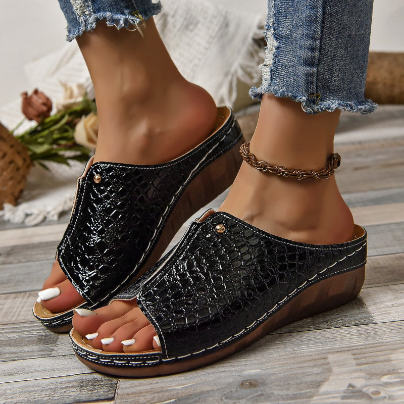 Wedge Heel Patterned Sandals