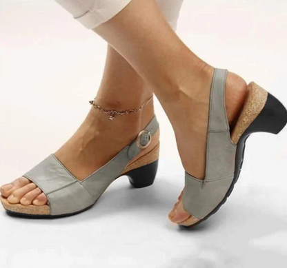 Fashionable orthopedic shoe